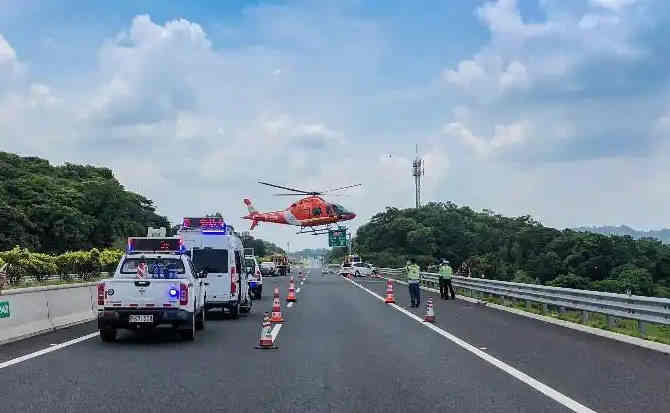 南岸区高速公路汽车救援案例